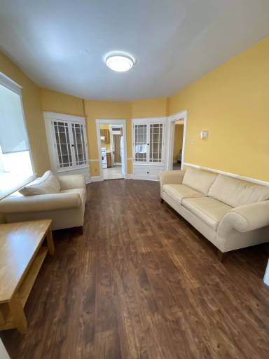 Main picture of 44 N 10th St