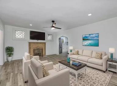 Main picture of 5228 Hunter Ave