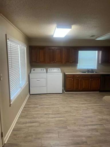 Main picture of Colony East Apartments
