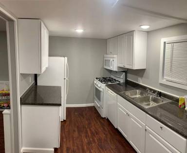Main picture of 398 Sunset Dr