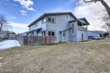 Main picture of 4100 Monroe Dr