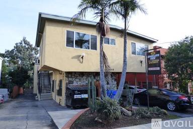 Main picture of 1648 Edgecliffe Dr