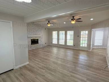 Main picture of 1810 Tulane Dr