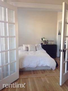 Main picture of 476 Beacon St