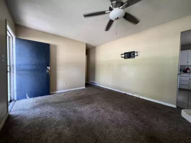 Main picture of 8345 Brooklyn Ave