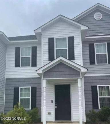 Main picture of 127 W Murrow Ln