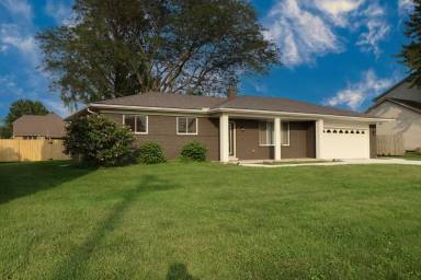 Main picture of 37968 Huron Pointe Dr