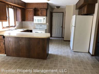 Main picture of 3505 N Washington St