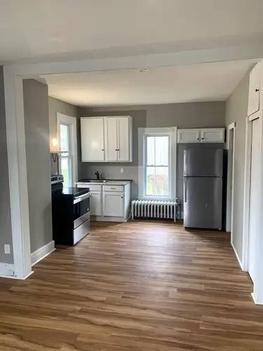 Main picture of 2300 6th St