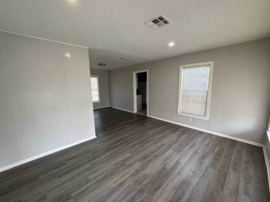 Main picture of 3801 Sleeper Ave