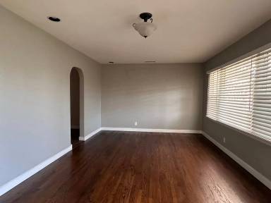 Main picture of 4755 Sunnyside Dr