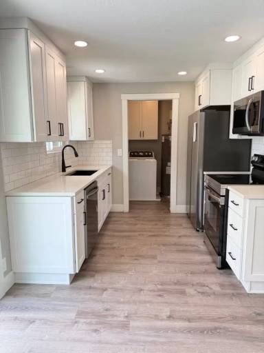 Main picture of 1326 W Carlton St