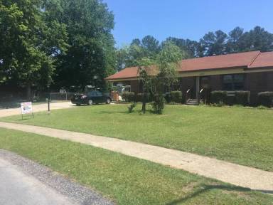 Main picture of 403 Botany Ct