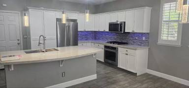 Main picture of 5801 W Swift Ave
