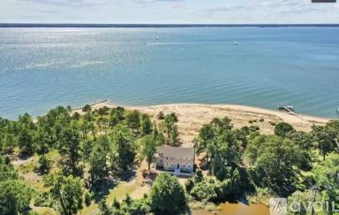 Main picture of 658 Mosquito Beach Ln