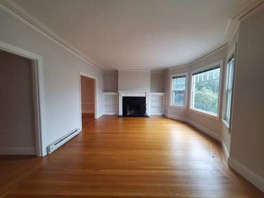 Main picture of 3342 Scott St