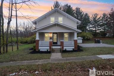 Main picture of 240 S Charity St