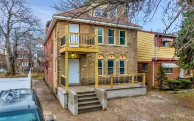 Main picture of 2491 Calvert St