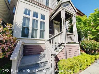 Main picture of 2123 Clark St
