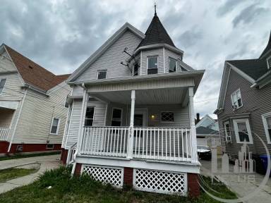 Main picture of 299 Potters Ave