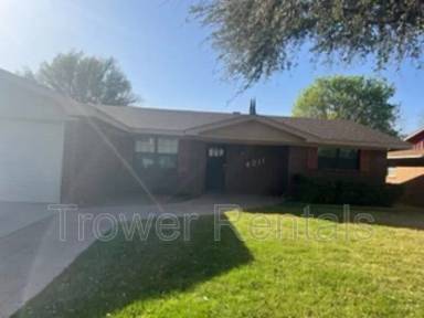 Main picture of 4011 E Everglade Ave