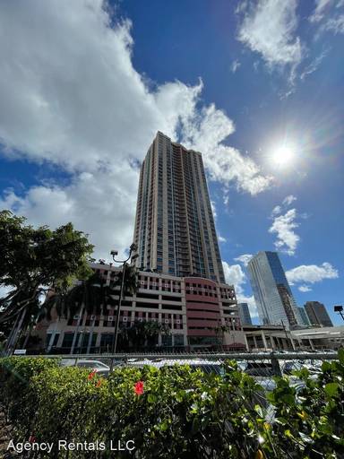 Main picture of One Archer Lane