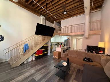 Main picture of 212 7th St E