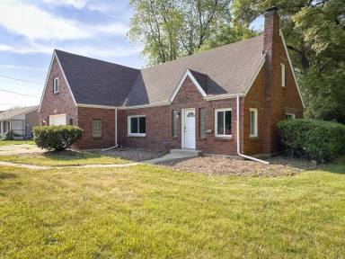 Main picture of 10155 Ivanhoe Ave