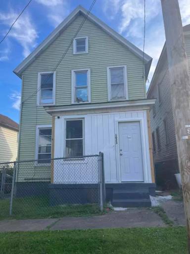 Main picture of 1023 Wager St