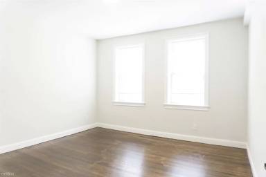 Main picture of 2001-25 Commonwealth Ave Apartments