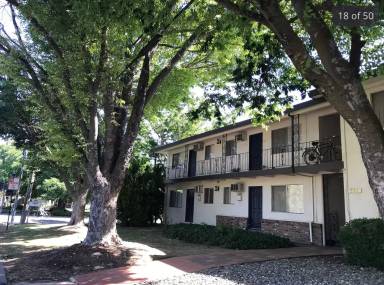 Main picture of 750 B St