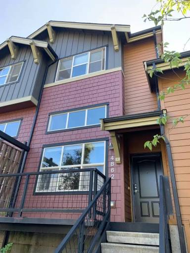 Main picture of 4862 Pointes Dr