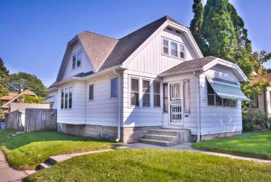 Main picture of 2578 N 58th St