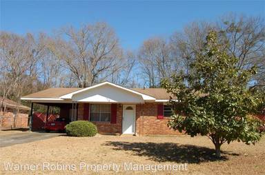 Main picture of 110 Briarwood Dr