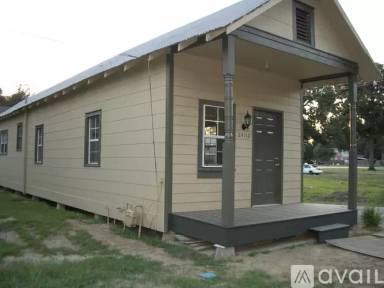 Main picture of 24110 Church St