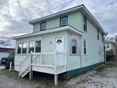 Main picture of 1015 McKinley Pl