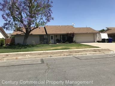 Main picture of 410 E Mariana St