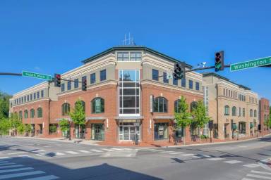 Main picture of 250 S Main St