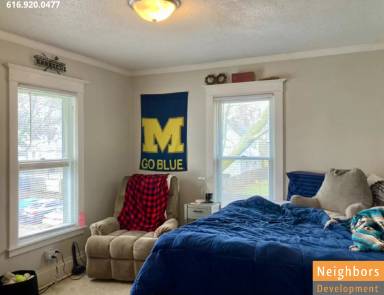 Main picture of 1713 Jefferson Ave SE