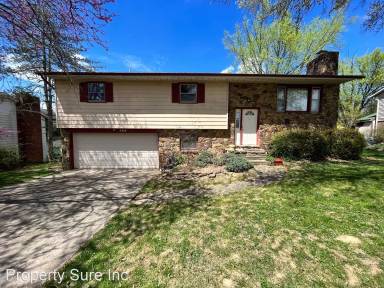 Main picture of 709 N Plymouth Rd