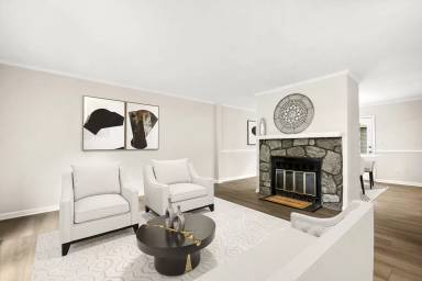 Main picture of 120 Jo Anne Cir