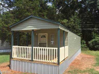 Main picture of 225 Lone Star Rd