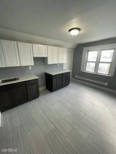 Main picture of 650 Court St