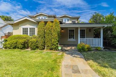 Main picture of 130 Heather Ln