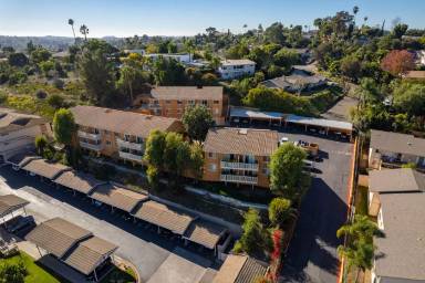 Main picture of 1212 Calle Jules