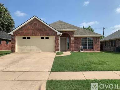 Main picture of 325 Camp Creek Dr