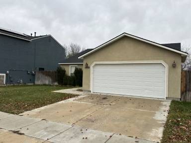 Main picture of 6908 S Boysenberry Ave