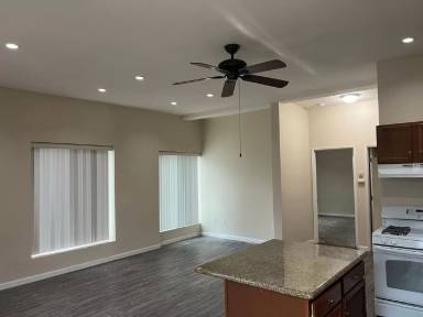 Main picture of 12652 Julian Ave