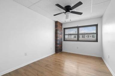 Main picture of 2539 Saint Paul St