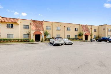 Main picture of 3916 Corrida Ct
